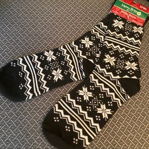 Merry Brite Winter Socks